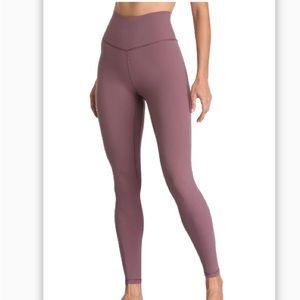 Airysoft ColorfulKoala Leggings in Dusty Red